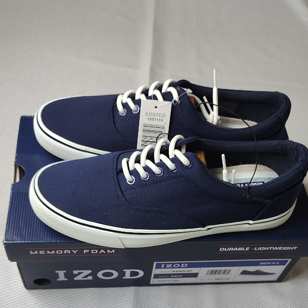 IZOD Men's Navy Canvas Shoes